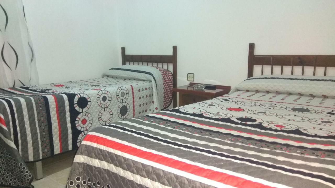 Hostal Alameda Mérida Zewnętrze zdjęcie